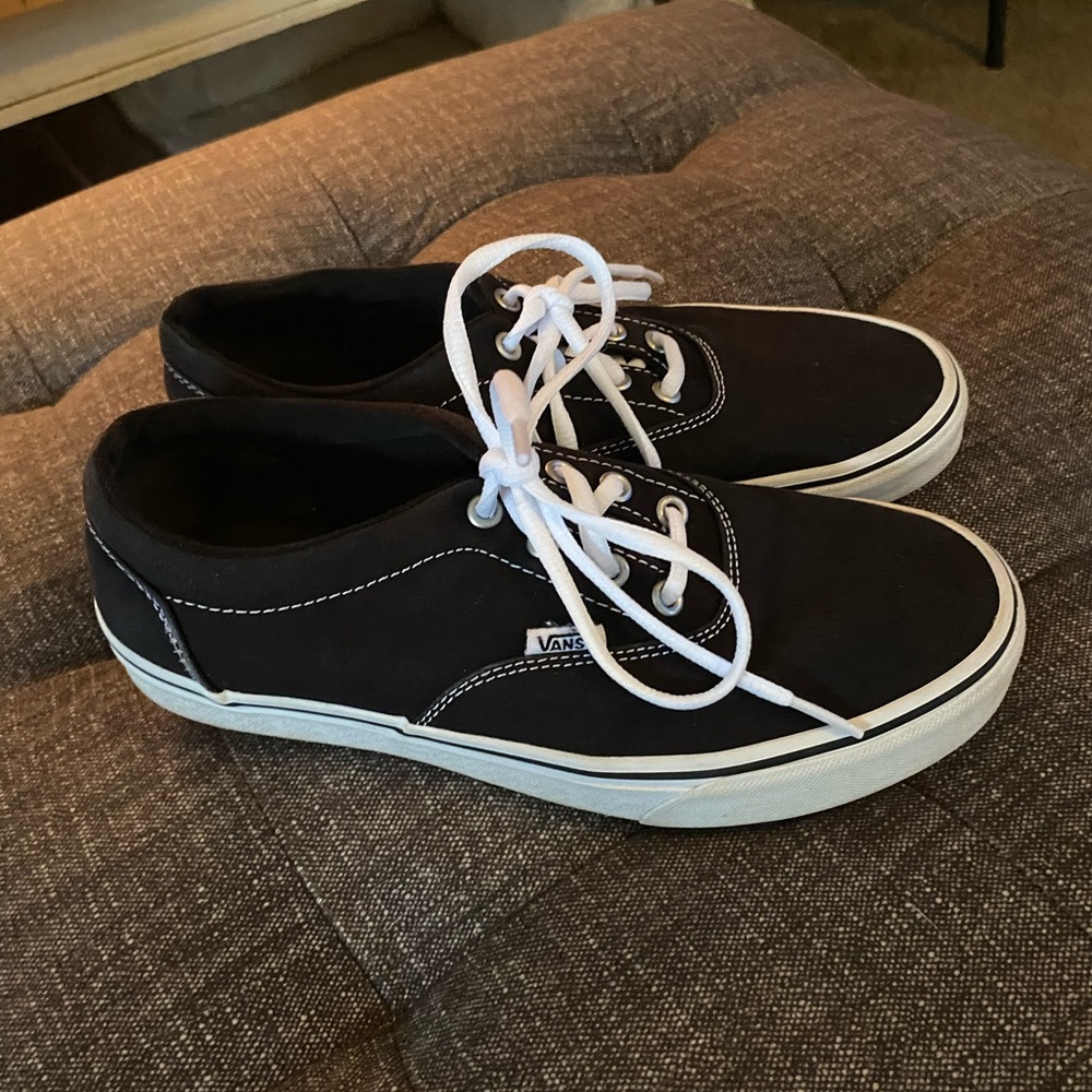 Black vans lightly worn in great condition